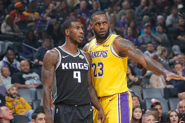 世界杯高清入口-香珀特发推称赞詹姆斯：你**逗我呢，你要打败时光老人吗？